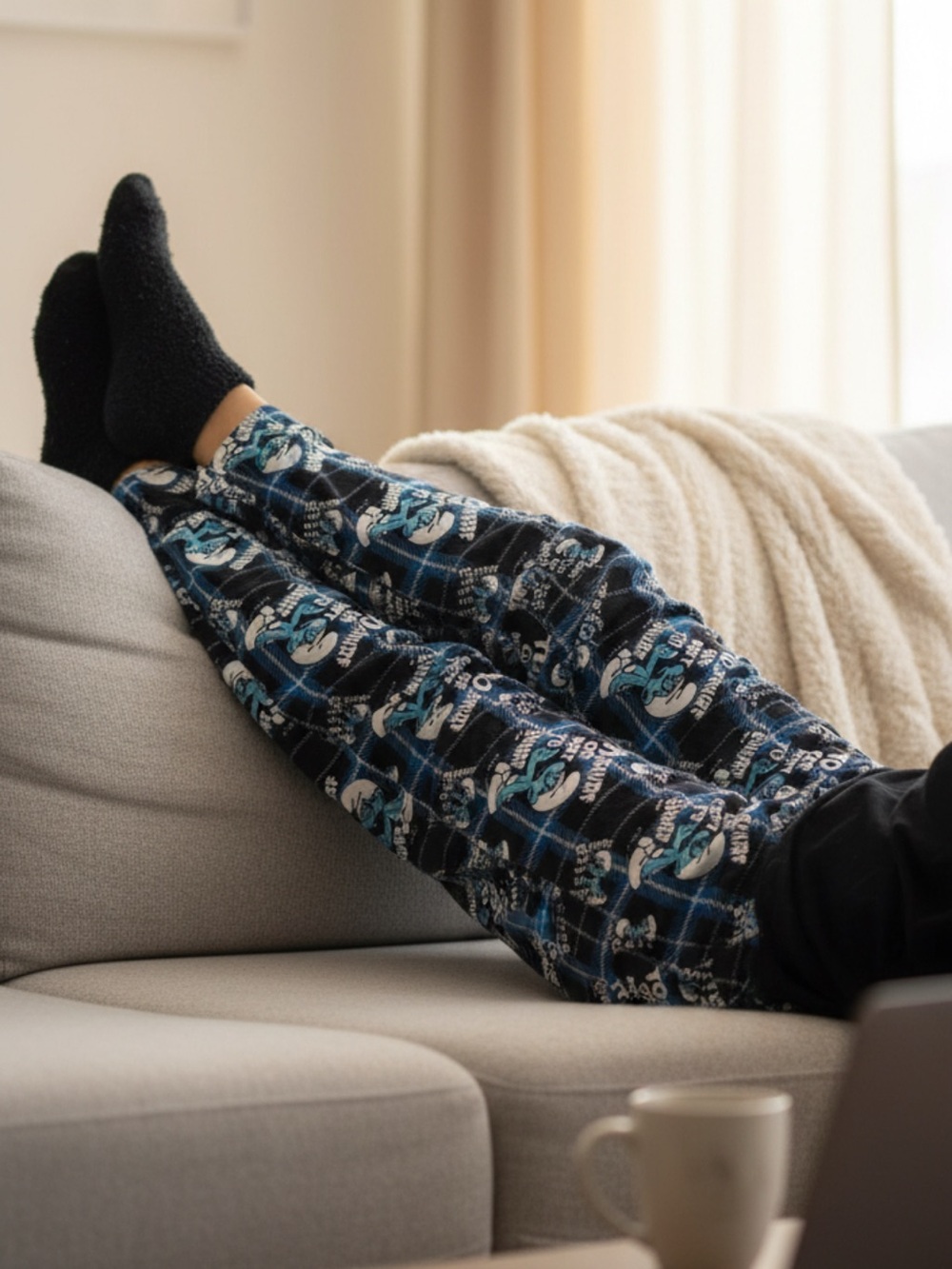 Men's Black & Blue Patterned Lounge Pants - Comfortable Casual Wear